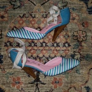 Like new Potetic License heels